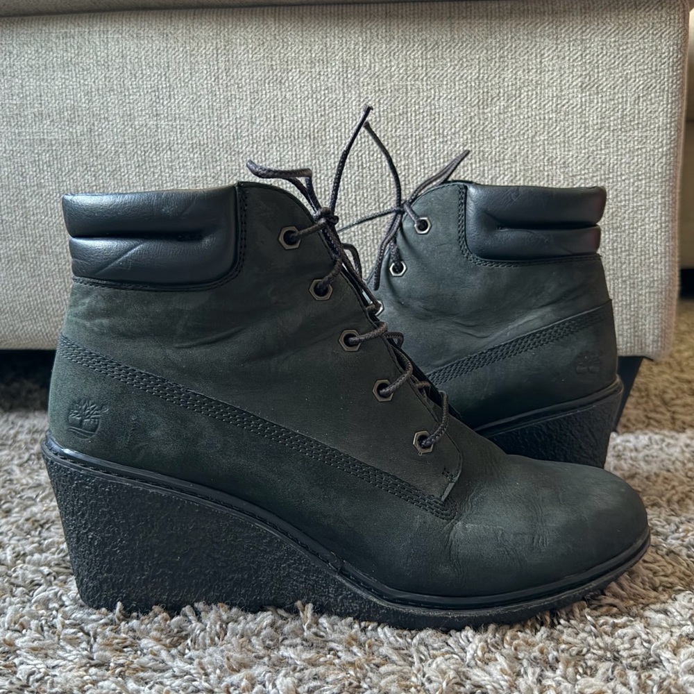 Timberland Women's Amston Boots Size 8.5 Wedge Heel Black Nubuck Lace Up Bootie